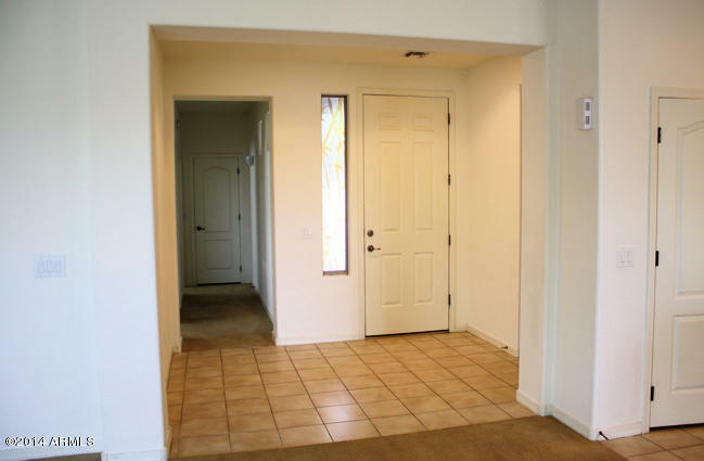 Property Photo:  1401 E Lark Street  AZ 85297 