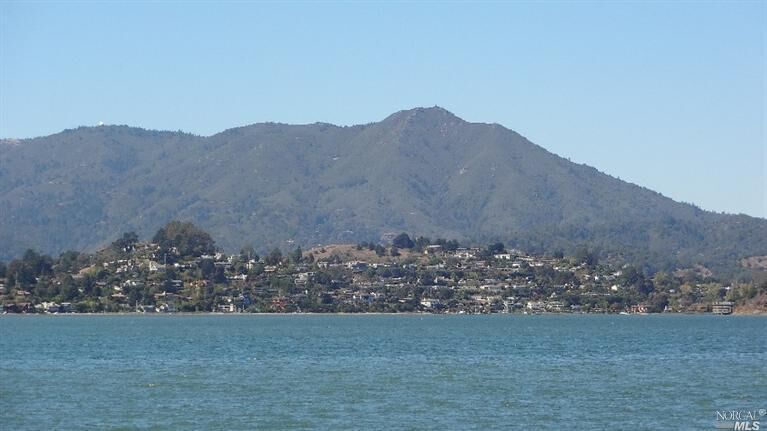 Property Photo:  9 West Shore Road  CA 94920 