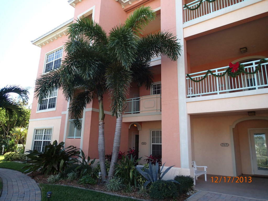 Property Photo:  1701 Gulfstream Avenue 719  FL 34949 