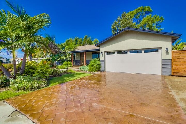 Property Photo:  2040 Gayle Way  CA 92008 