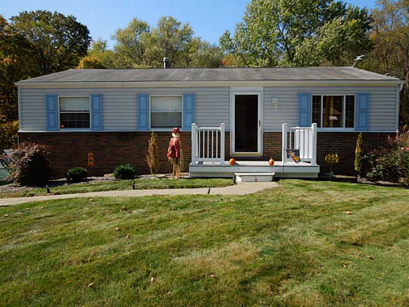 Property Photo:  756 Pine Valley Drive  PA 15239 