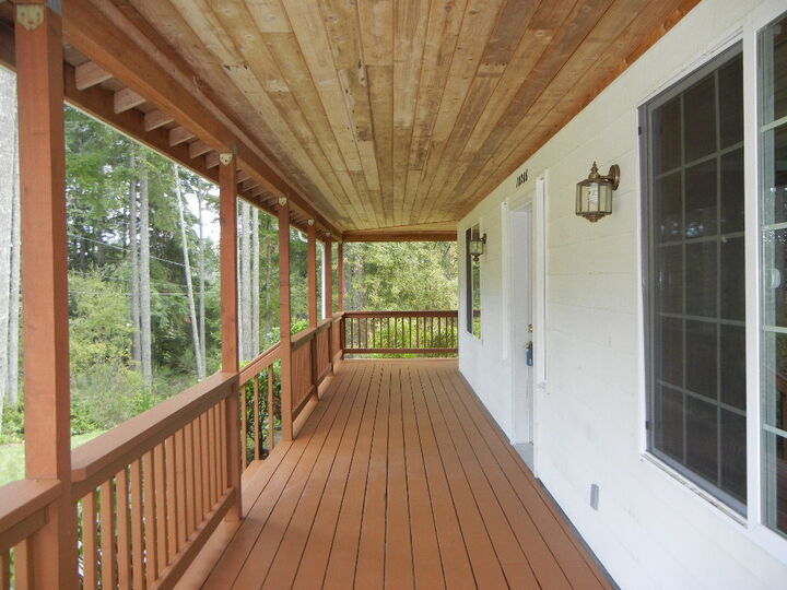 Property Photo: 10206 Minterwood Dr Kpn WA 98329