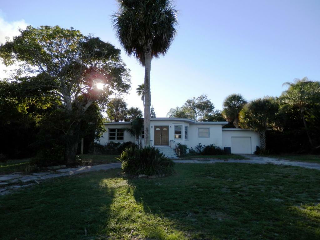 Property Photo:  7107 S Indian River Drive  FL 34982 