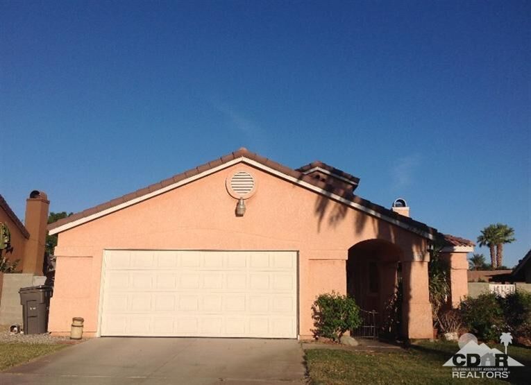 Property Photo:  29720 Avenida Maravilla  CA 92234 