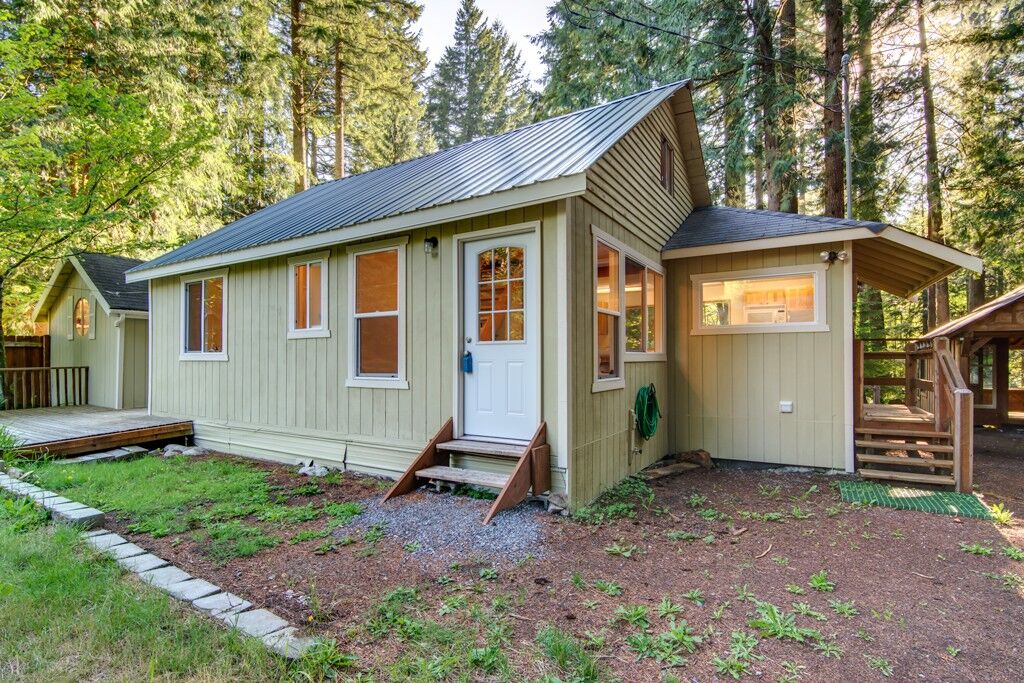 Property Photo:  75518 NE 122nd St  WA 98288 