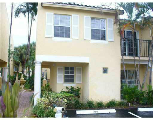 Property Photo: 1130 Lake Shore Drive Apt 105 FL 33403