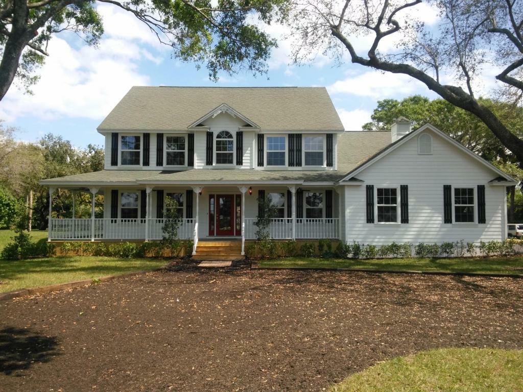 Property Photo: 2376 Johnston Road FL 34951