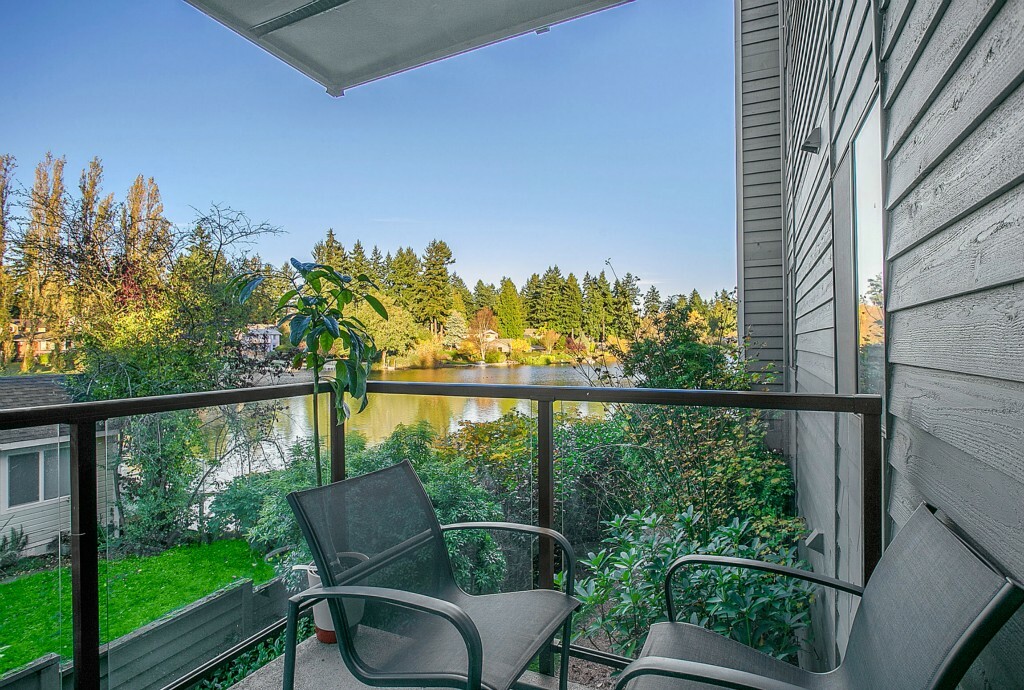 Property Photo:  13426 Greenwood Ave N 208  WA 98133 