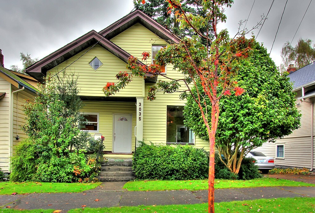 Property Photo:  3035 NW 61st St  WA 98107 