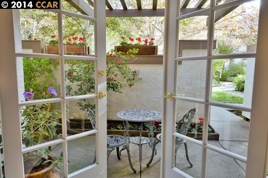 Property Photo: