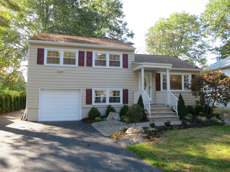 Property Photo: 609 Betsy Ross Pl NJ 08805