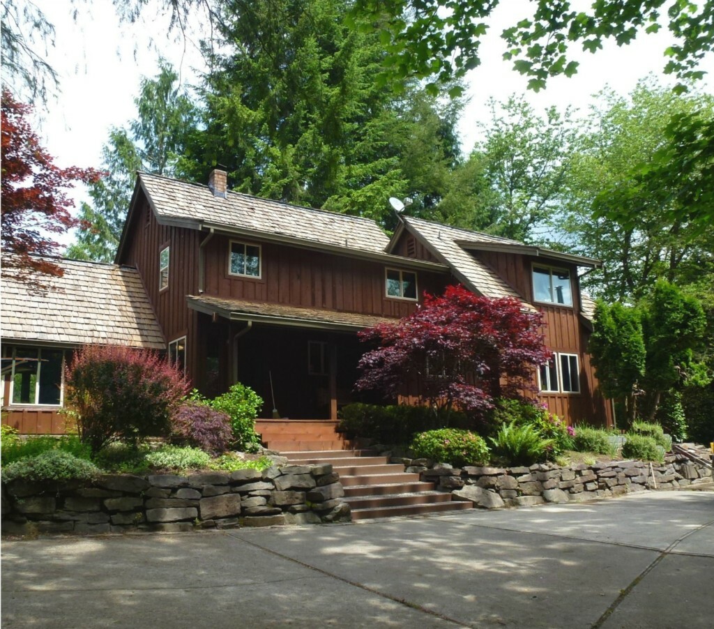 Property Photo:  25006 SE 162nd St  WA 98027 