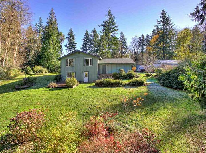 Property Photo: 12290 Orchard Ave SE WA 98359