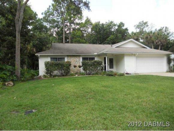 Property Photo: 13 Brookside Circle FL 32174