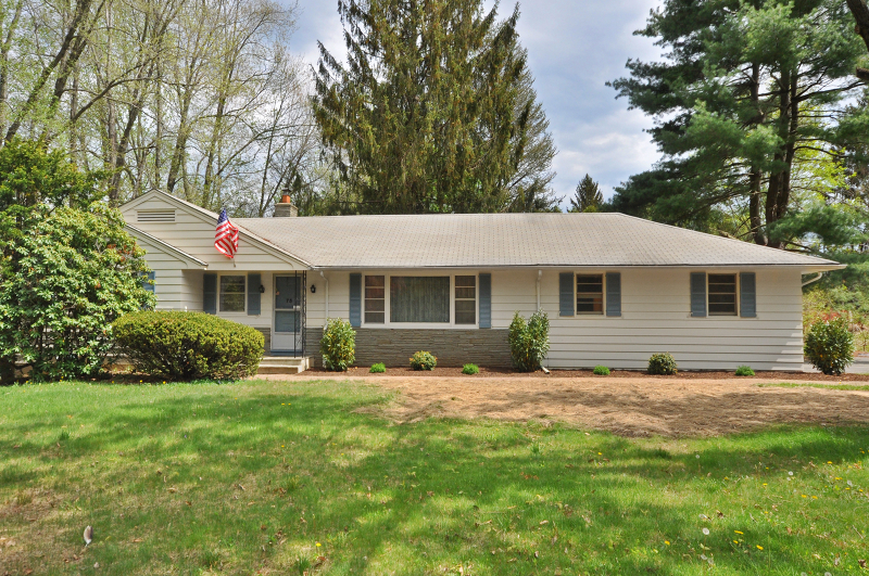 Property Photo: 75 S Hillside Ave NJ 07876