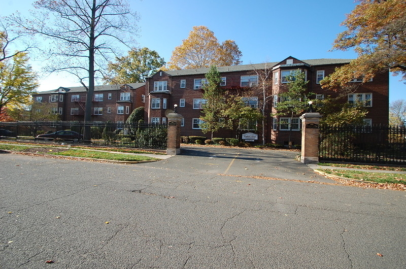 Property Photo:  217 Prospect Ave, Apt 1-1C  NJ 07016 