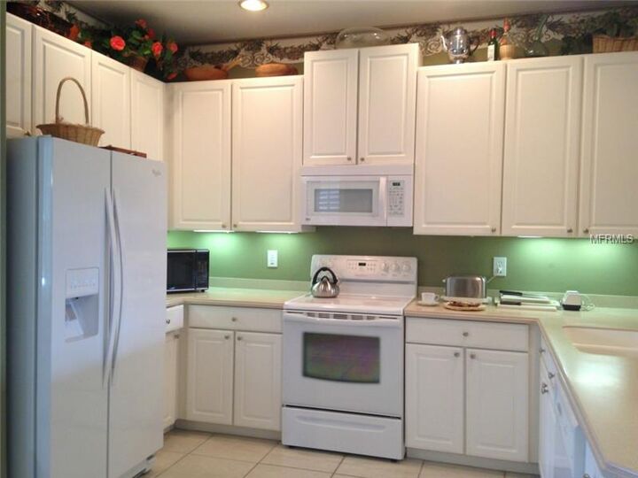 Property Photo: 8146 Victoria Falls Circle FL 34243