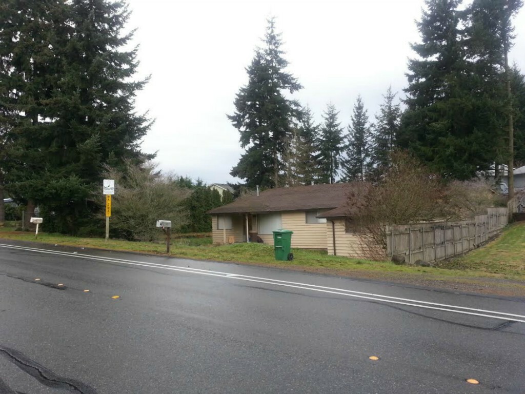 Property Photo: 2201 Aberdeen Ave NE WA 98056