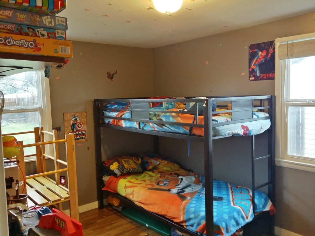 Property Photo: 818 S Macarthur St WA 98465