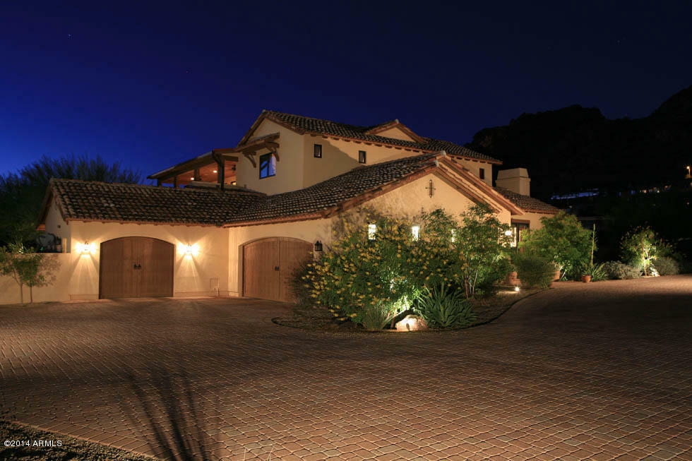 Property Photo:  5319 E Rockridge Road  AZ 85018 