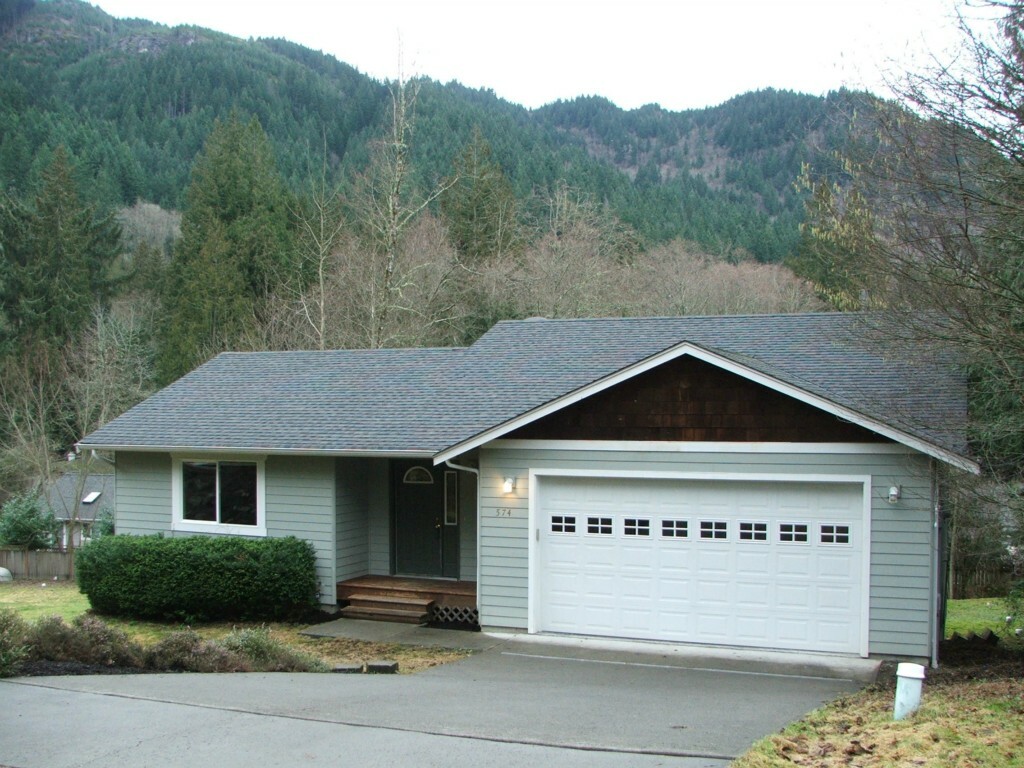 Property Photo:  574 E Alder Dr  WA 98284 