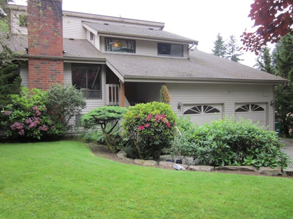 Property Photo:  17003 NE 99th Ct  WA 98052 