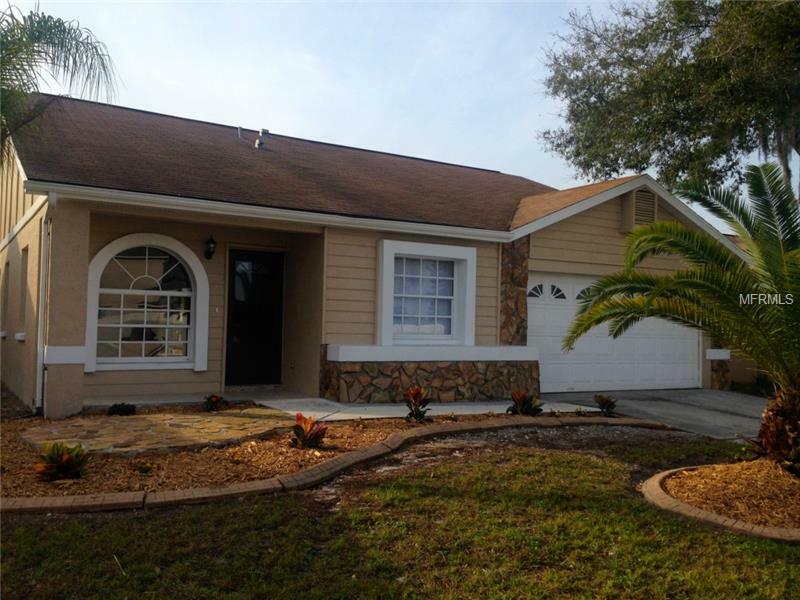 Property Photo: 11303 Smokethorn Drive FL 33579