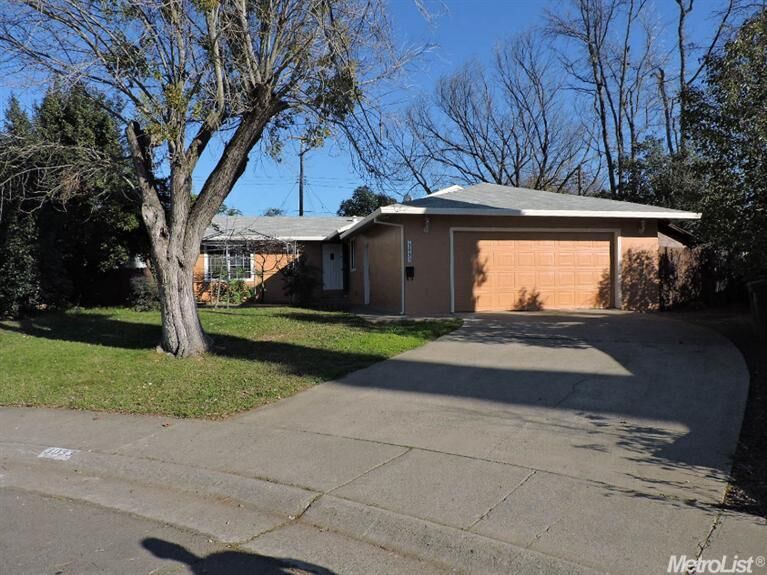 Property Photo: 3033 Stoke CA 95670
