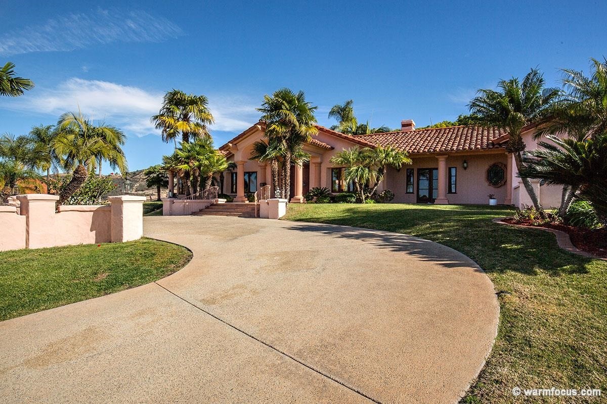 Property Photo: 3040 Palm Hill Drive CA 92084
