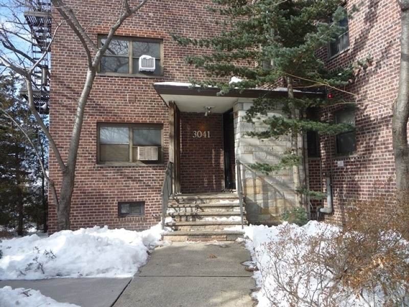 3041 Edwin Ave 5B  Fort Lee Boro NJ 07024 photo