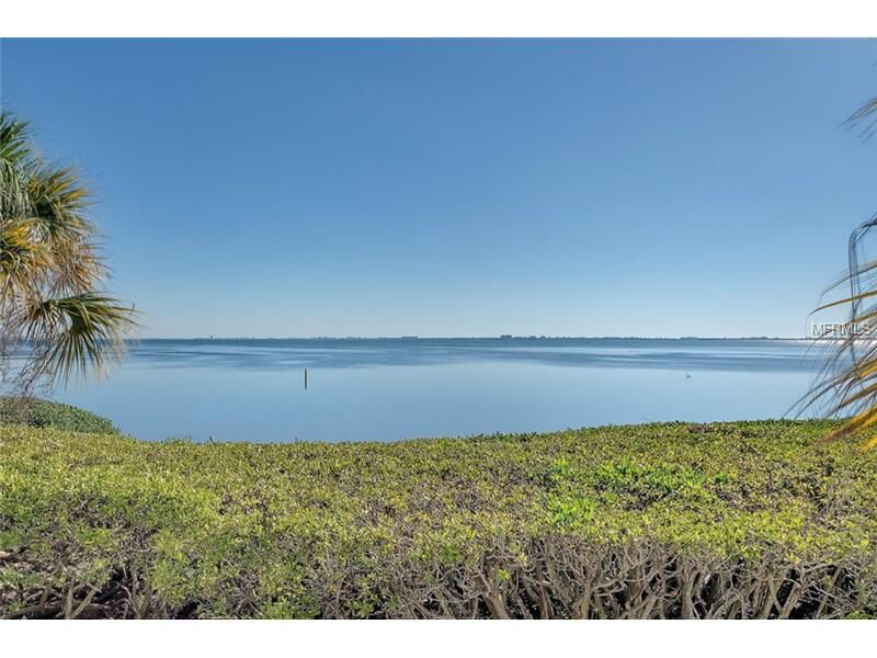 Property Photo:  4545 Bay Club Drive 4545  FL 34210 