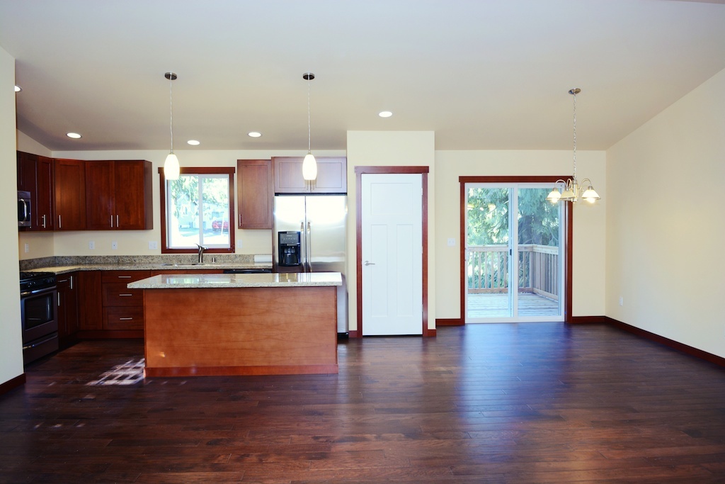 Property Photo: 1484 Ridge Dr WA 98282