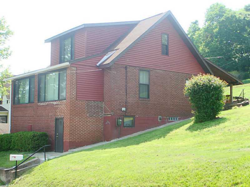 Property Photo:  1317 Pitcairn  PA 15084 