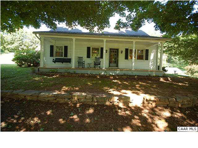 Property Photo:  182 Wolftown-Hood Rd  VA 22723 