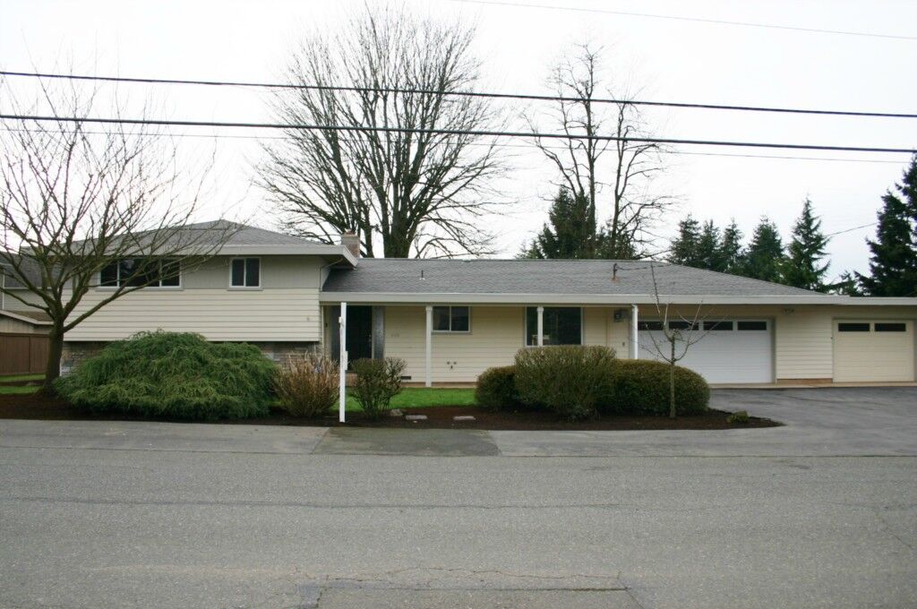 Property Photo: 525 Van De Vanter Avenue WA 98030