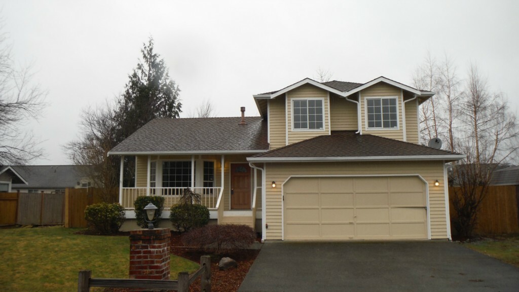 Property Photo: 306 Warwick St WA 98022
