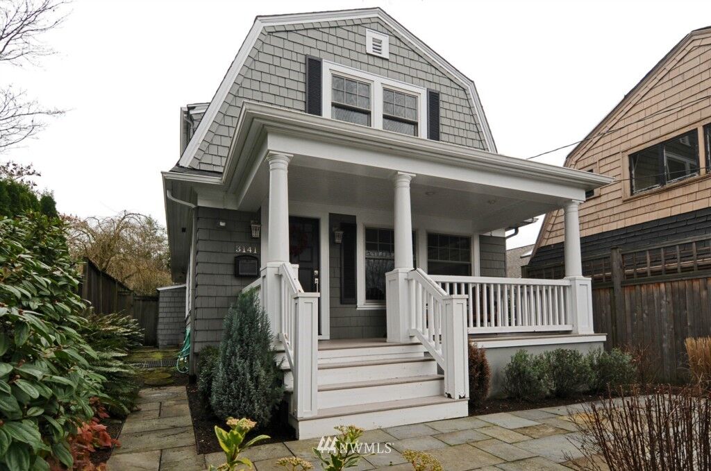 Property Photo: 3141 Broadway Avenue E WA 98102