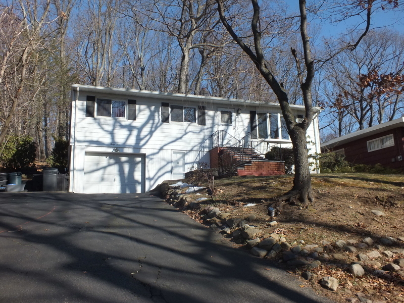 Property Photo:  45 Seneca Ave  NJ 07866 