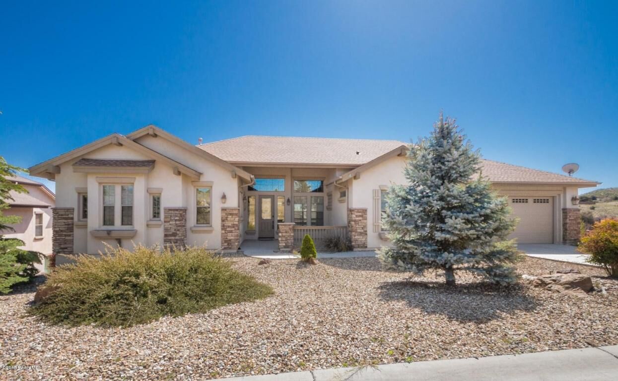 Property Photo:  344 E Delano  AZ 86301 