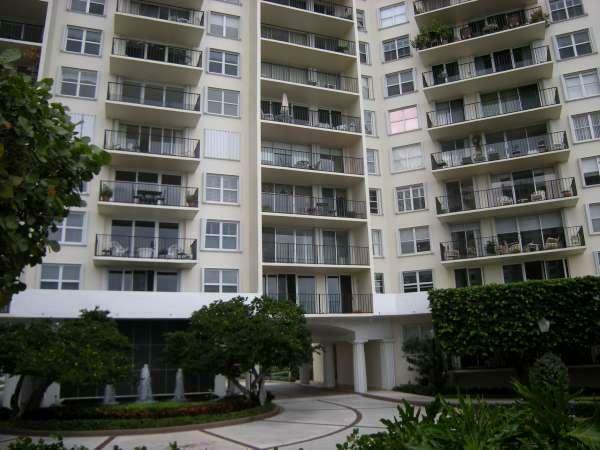 Property Photo:  1701 S Flagler Drive 304  FL 33401 