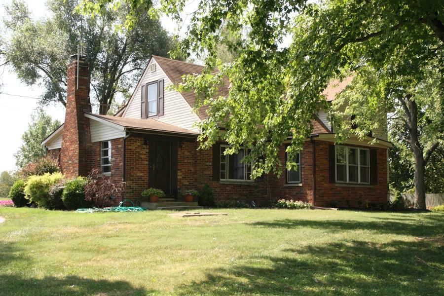 Property Photo:  815 Coonpath Road NW  OH 43130 