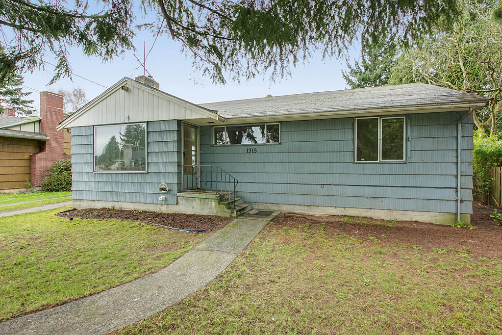 Property Photo:  1315 NW 100th St  WA 98177 