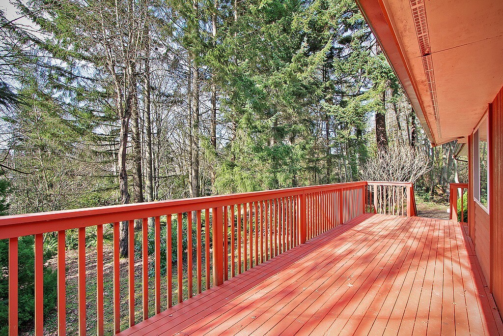 Property Photo:  2902 SW Dash Point Rd  WA 98023 