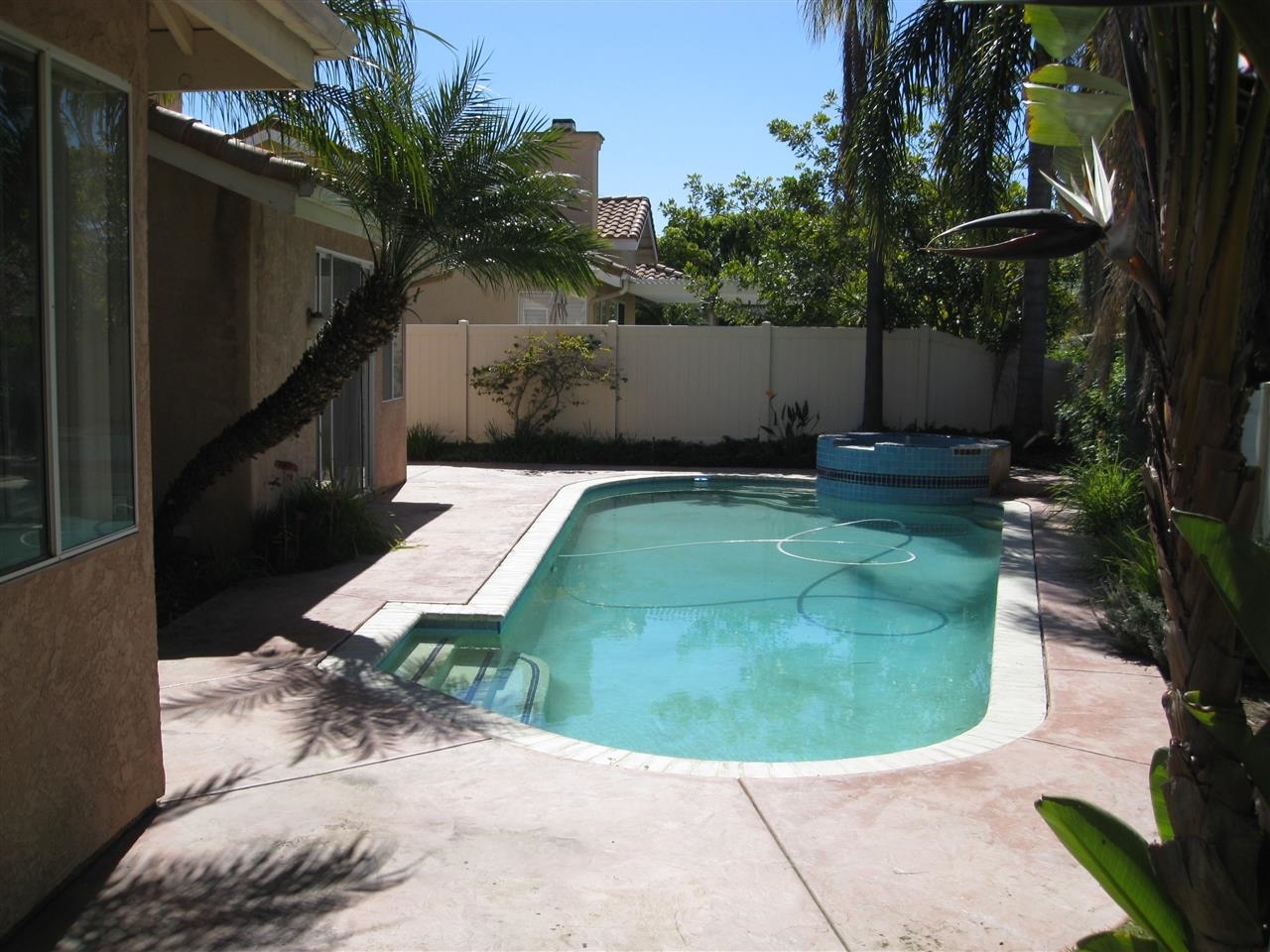 Property Photo:  689 Bauer Place  CA 92081 