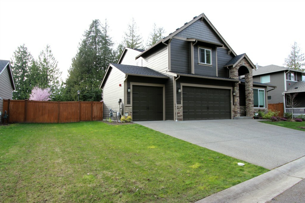 Property Photo:  20705 61st St E  WA 98391 