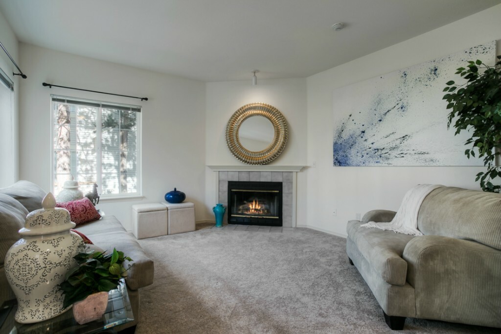 Property Photo:  10909 Avondale Rd A103  WA 98052 