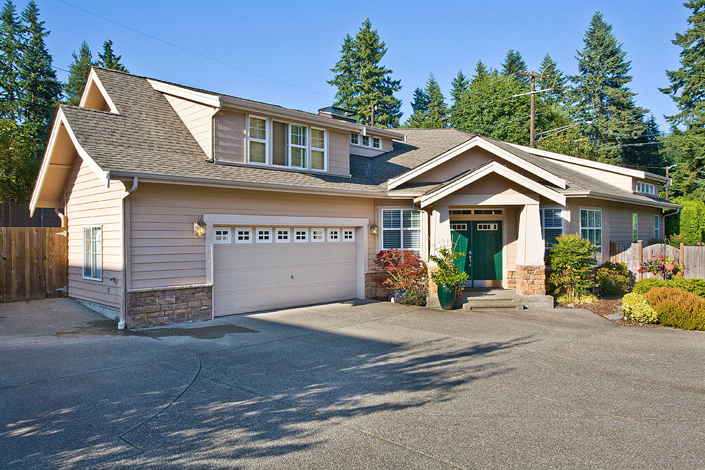 Property Photo:  18017 69th Place W  WA 98026 