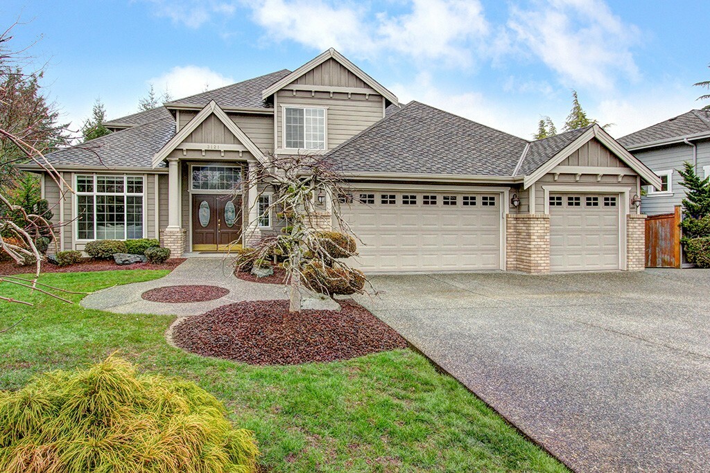 Property Photo:  3121 216th Place SW  WA 98036 