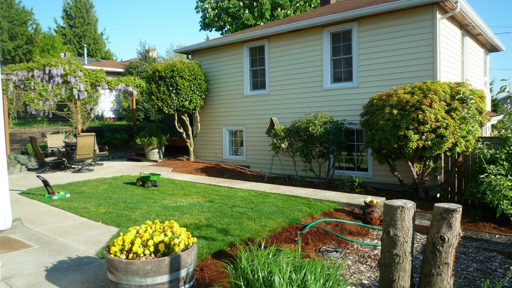 Property Photo: 13110 66th Ave S WA 98178
