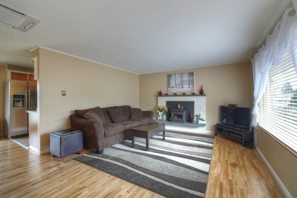 Property Photo: 326 181st Place SW WA 98012